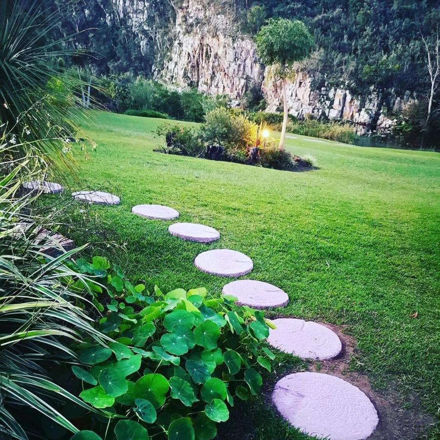 Mackenzies Accommodation East London Bagian luar foto