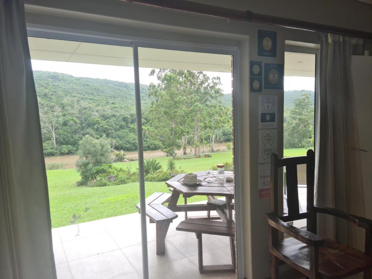 Mackenzies Accommodation East London Bagian luar foto