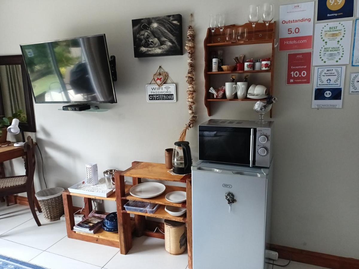 Mackenzies Accommodation East London Bagian luar foto
