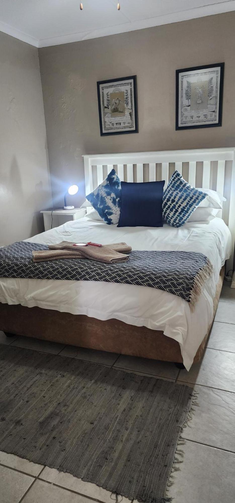 Mackenzies Accommodation East London Bagian luar foto