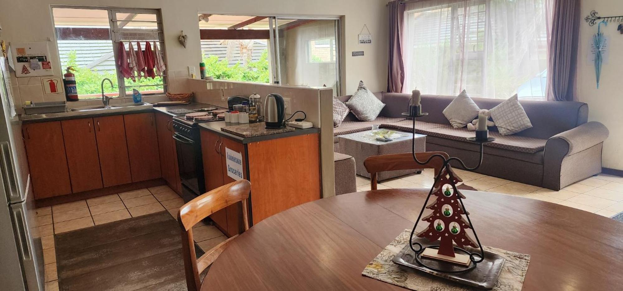 Mackenzies Accommodation East London Bagian luar foto